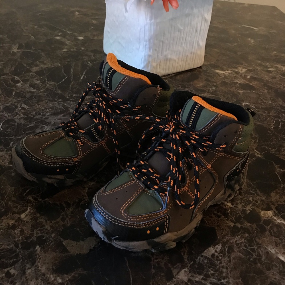 Youth Hiking Boot - Size 12